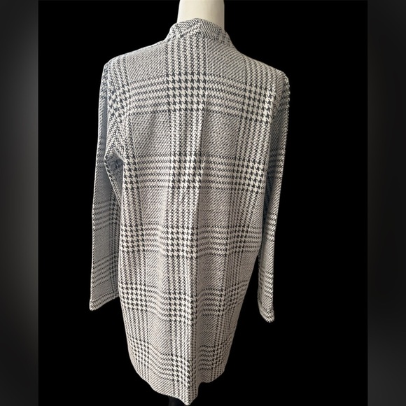 Coatigan with 2 front pockets - Picture 2 of 8